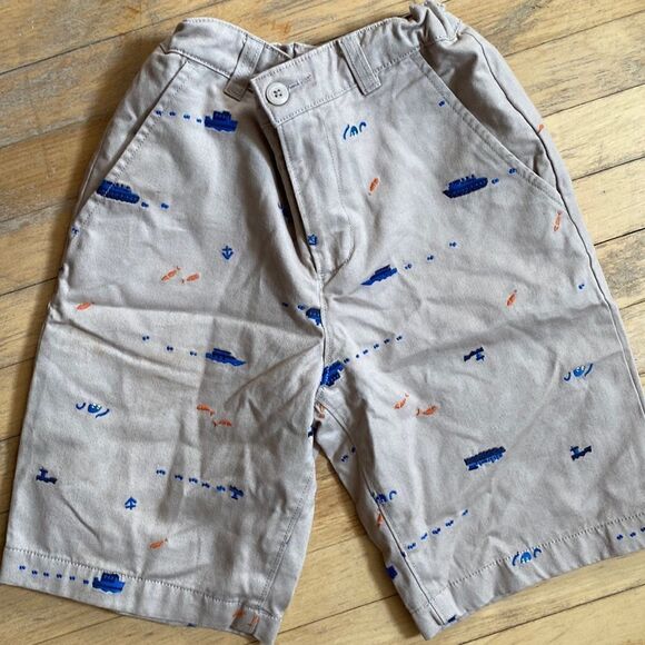 Hanna Andersson embroidered sea shorts, sizes 120 or 6-7 and 140 or 10. - Picture 1 of 7